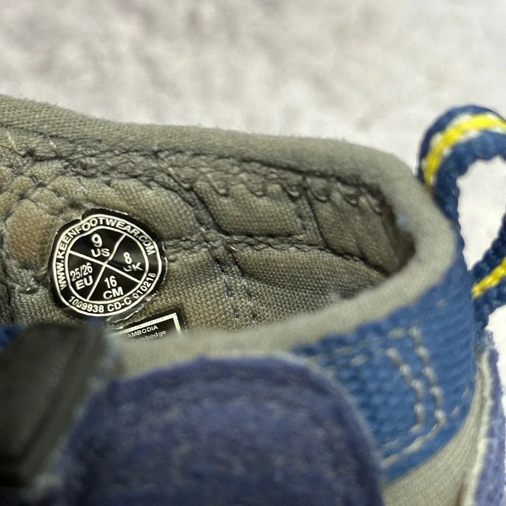 KEEN Newport H2 Sandals Kids Size 9 Blue Water Shoes Closed Toe Washable Hiking